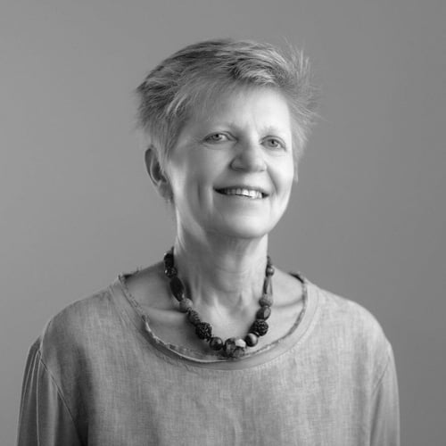 Ivy Nanopoulou Profile Picture